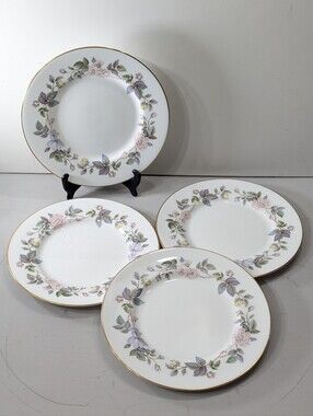 Royal Worcester June Garland 4 dinner plates, pretty spring pastel bridal
